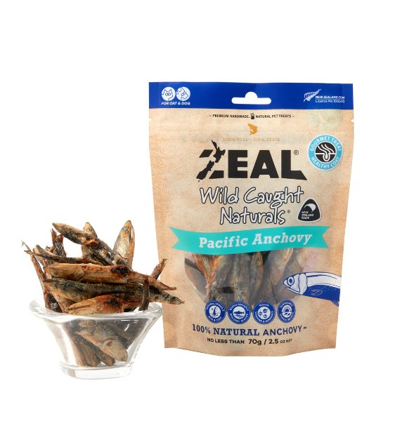 Zeal Wild Caught Naturals Freeze Dried Cat and Dog Treats (Pacific Anchovy) For Sale